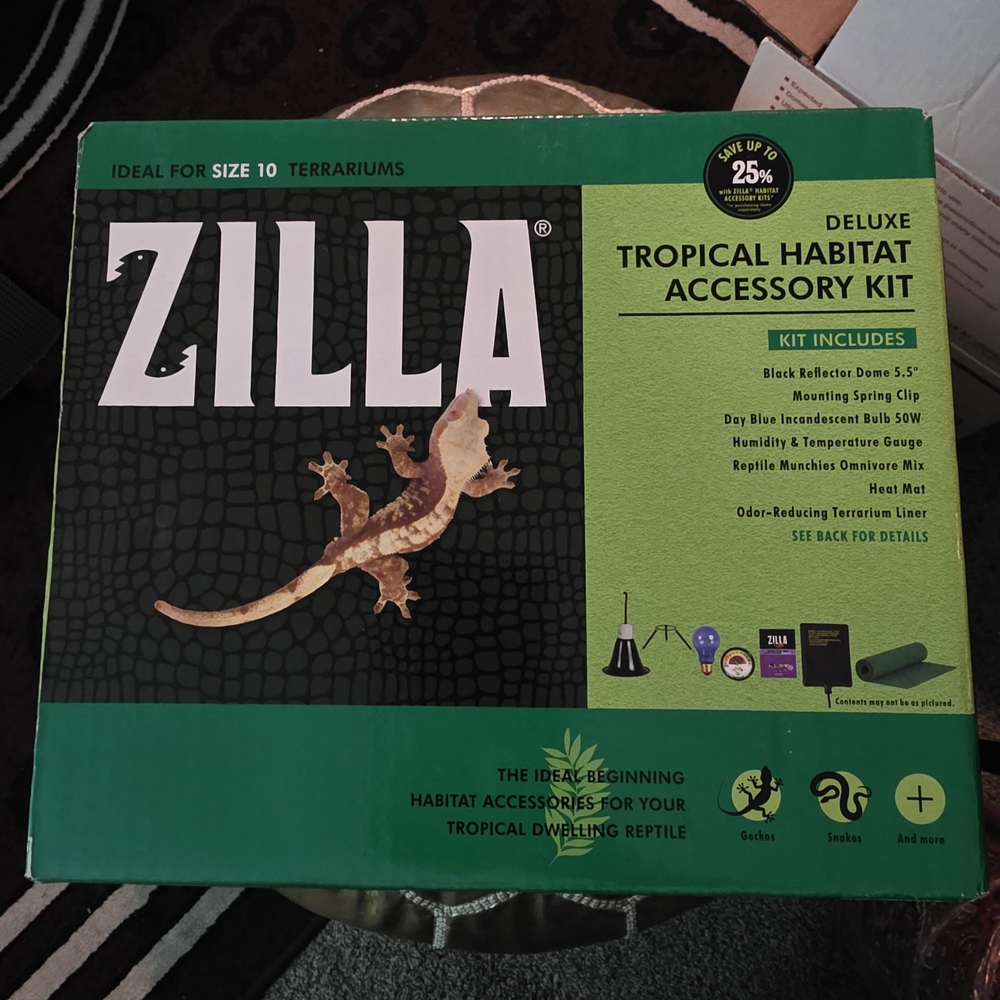 Deluxe Tropical Habitat Accessory Kit